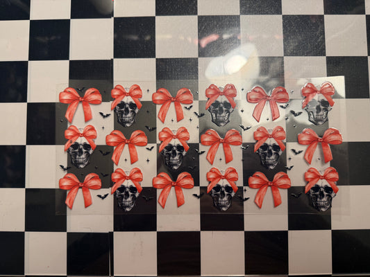 Bows & skulls